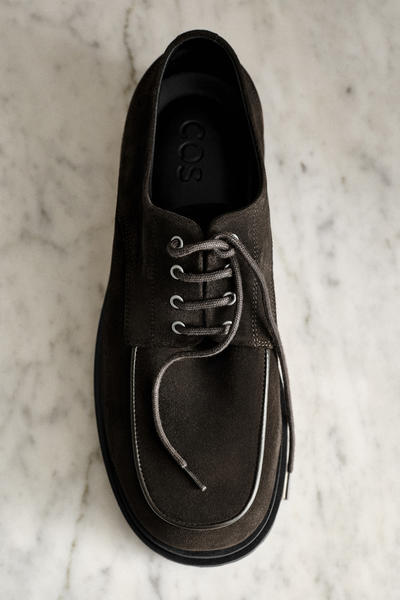 COS チャンキースエードダービーシューズ