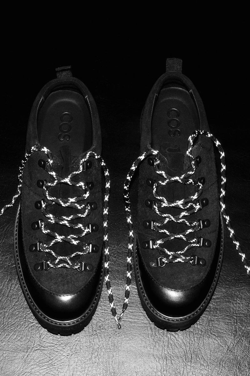 COS レザーハイキングシューズ