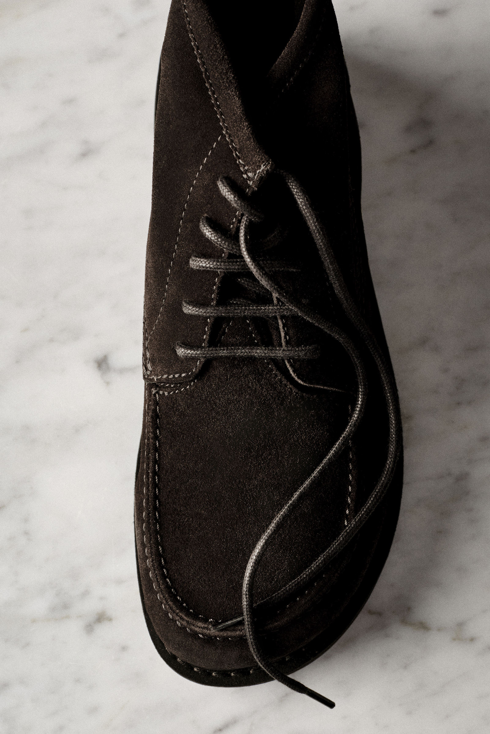 SUEDE BOOTS スエードブーツ ブラック｜COS コス 公式オンラインストア