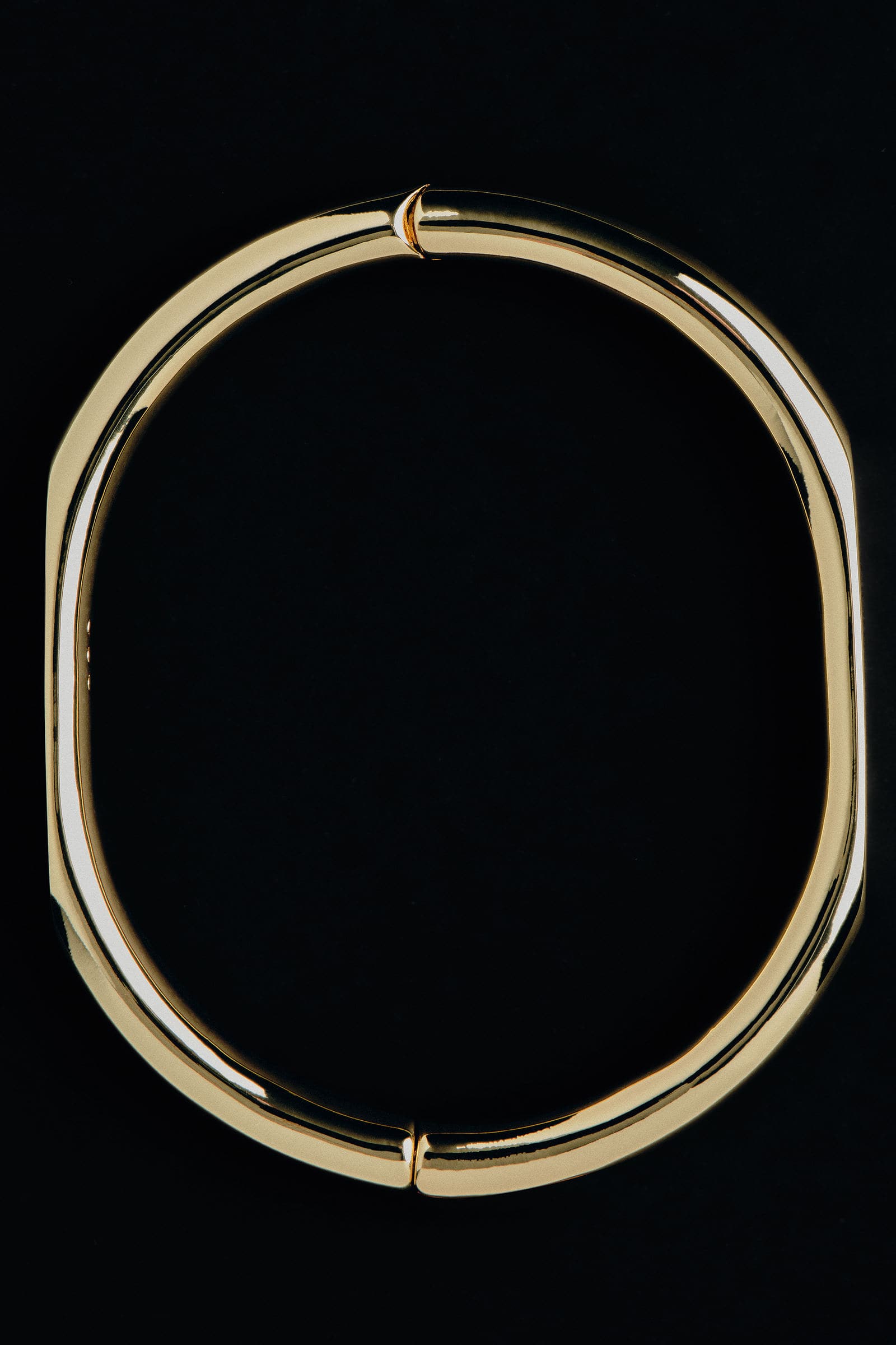 SCULPTED BANGLE 彫刻されたバングル ゴールド｜COS コス 公式 