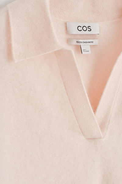 COS ブラッシュドカシミヤポロセーター