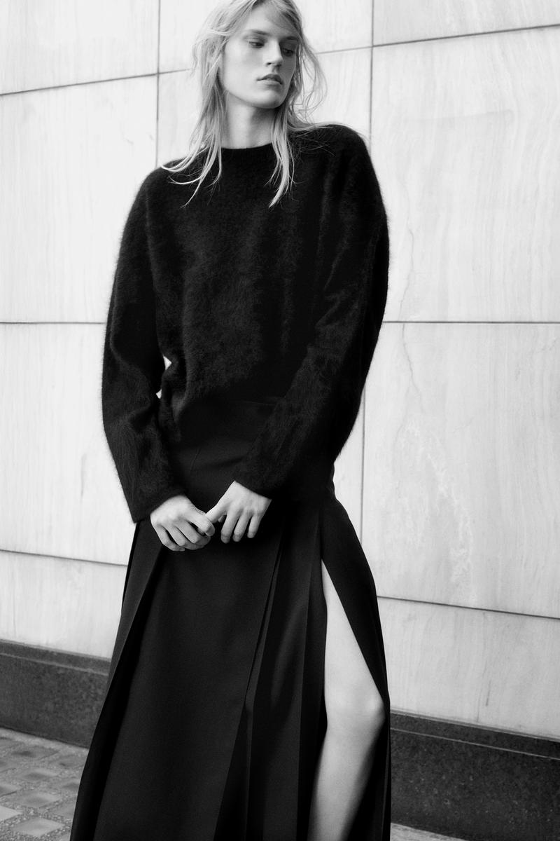 BRUSHED-CASHMERE CREW-NECK JUMPER ブラッシュドカシミヤ クルー