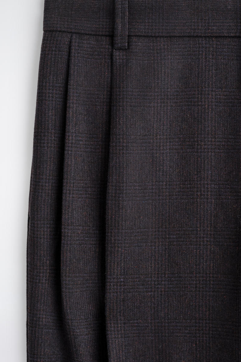 COS プリーツ入り ウールストレートレッグパンツ