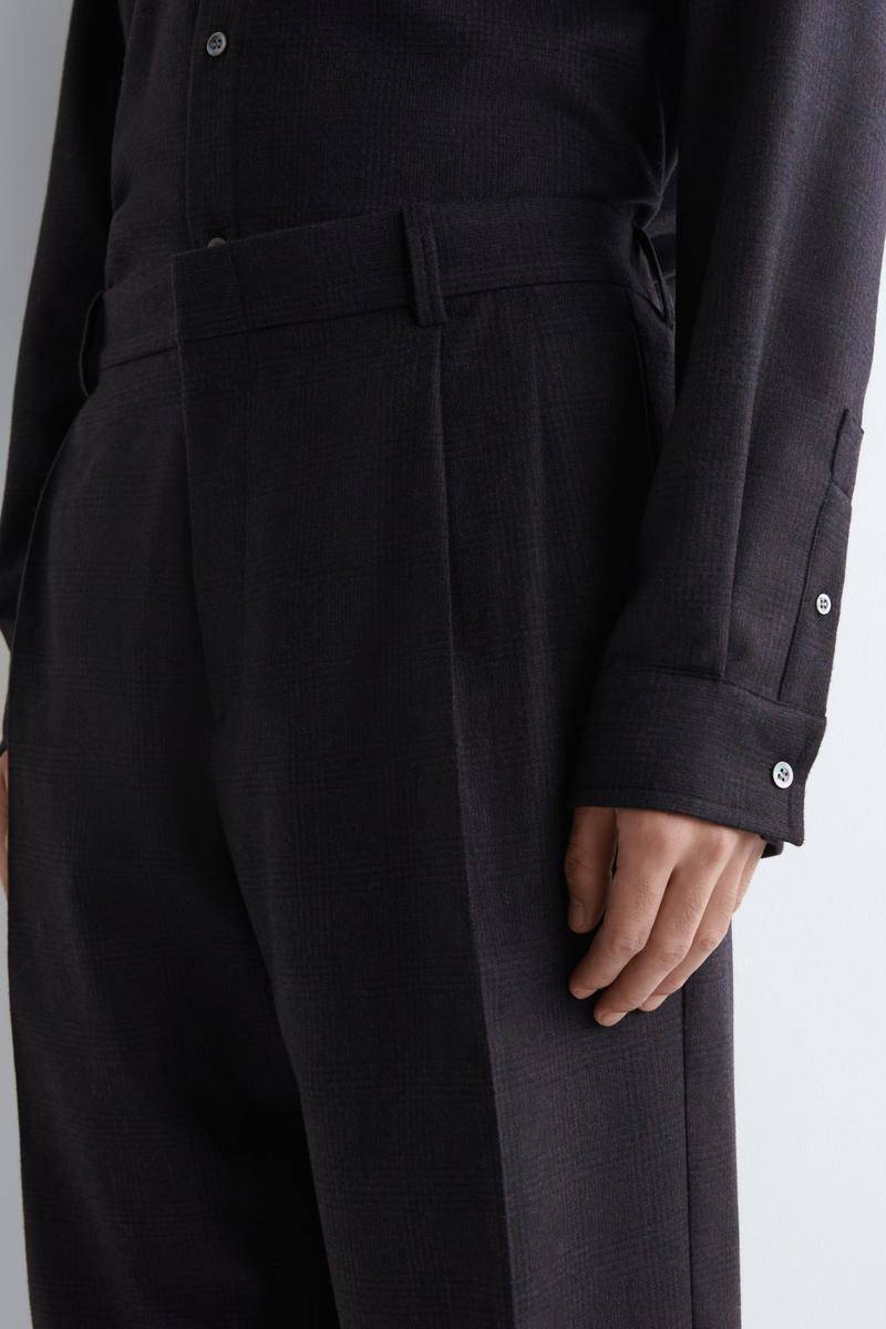 COS プリーツ入り ウールストレートレッグパンツ