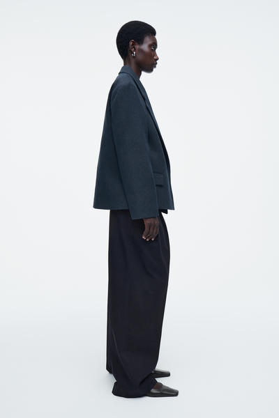 COS オーバーサイズ デニムルックブレザー