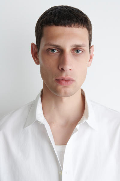 COS リラックスピマコットンポプリンシャツ