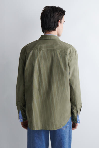 COS リラックスピマコットンポプリンシャツ