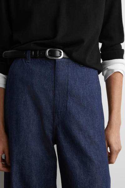 COS ワイドレッグデニムパンツ