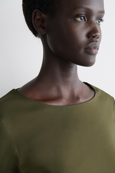 COS コットン長袖トップス