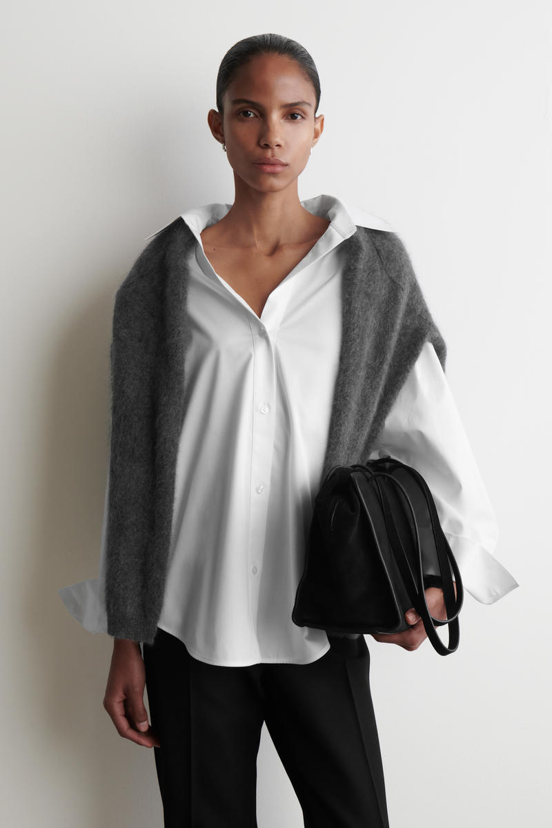 COS オープンカラーコットンシャツ