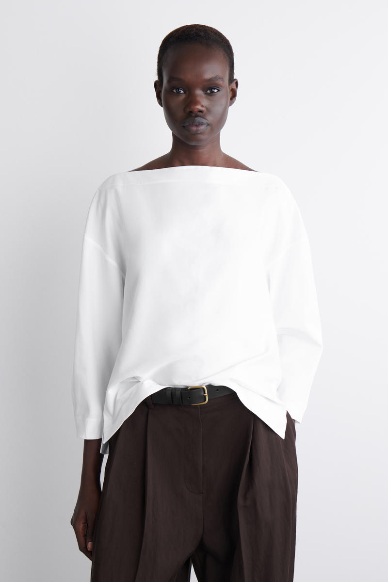 COS ボートネックコットンブラウス