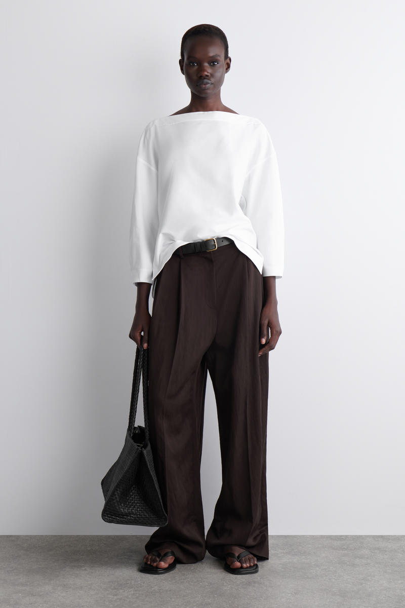 COS ボートネックコットンブラウス