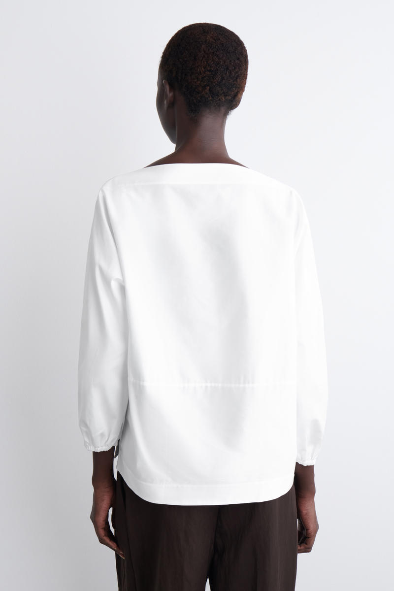 COS ボートネックコットンブラウス