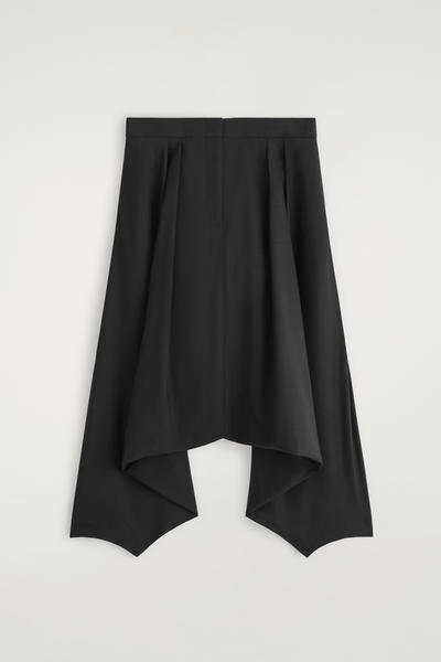 COS ボリュームのあるウールパンツ