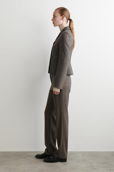 COS スリムウエストウールブレザー