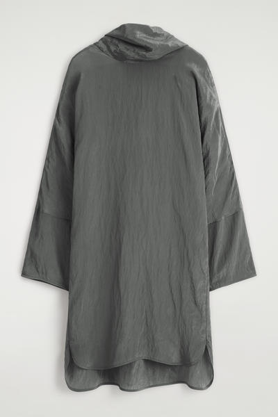 COS クランクルサテンミニドレス