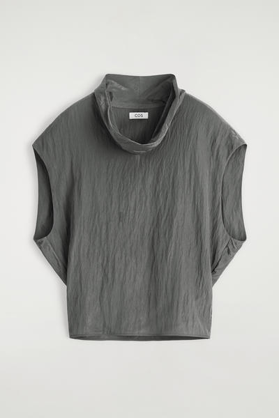 COS しわ加工サテントップ