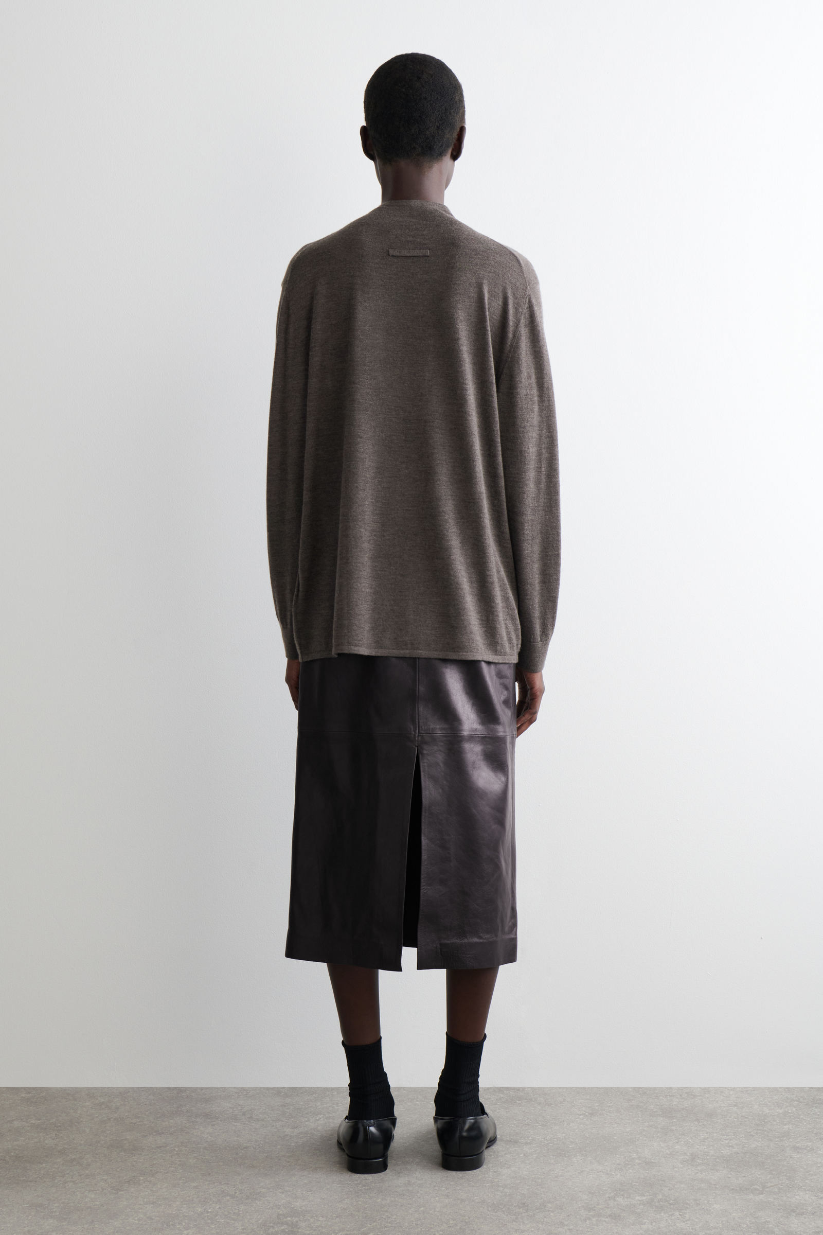 FINE CASHMERE CARDIGAN 上質なカシミヤカーディガン ストーンメランジ
