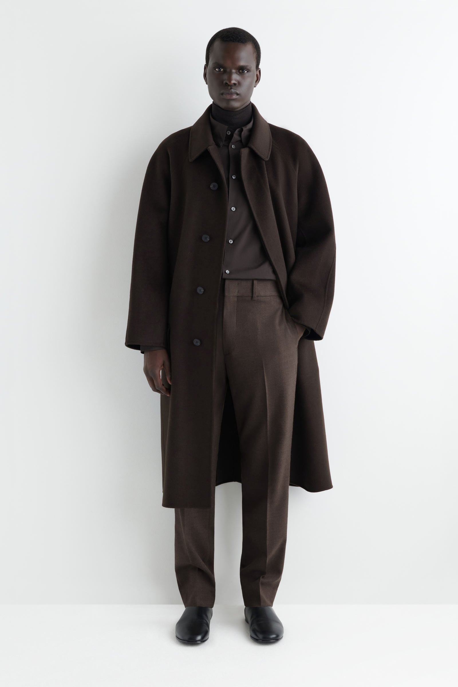 WOOL STRAIGHT-LEG TROUSERS ウールストレートレッグパンツ チェス