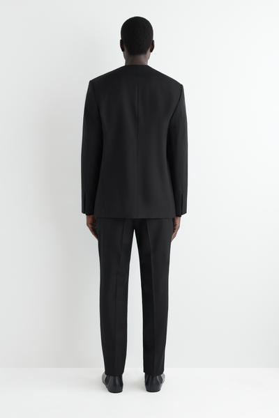 COS ノーカラーウールブレザー