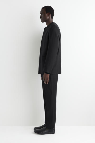 COS ノーカラーウールブレザー