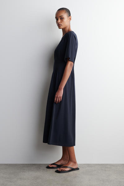 COS ピンタックコットンミニドレス