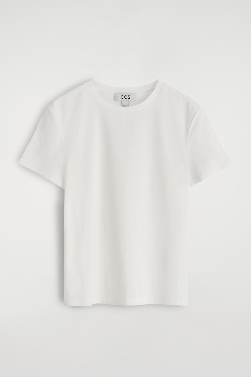 COS タイトフィットTシャツ