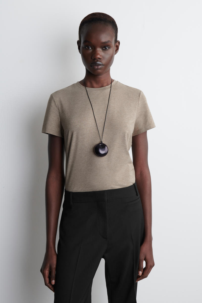 SHRUNKEN T-SHIRT タイトフィットTシャツ オートミールメランジュ｜COS