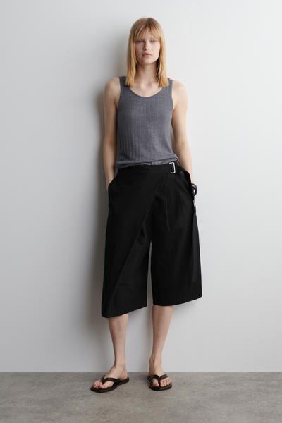 COS リブニットシルクタンクトップ