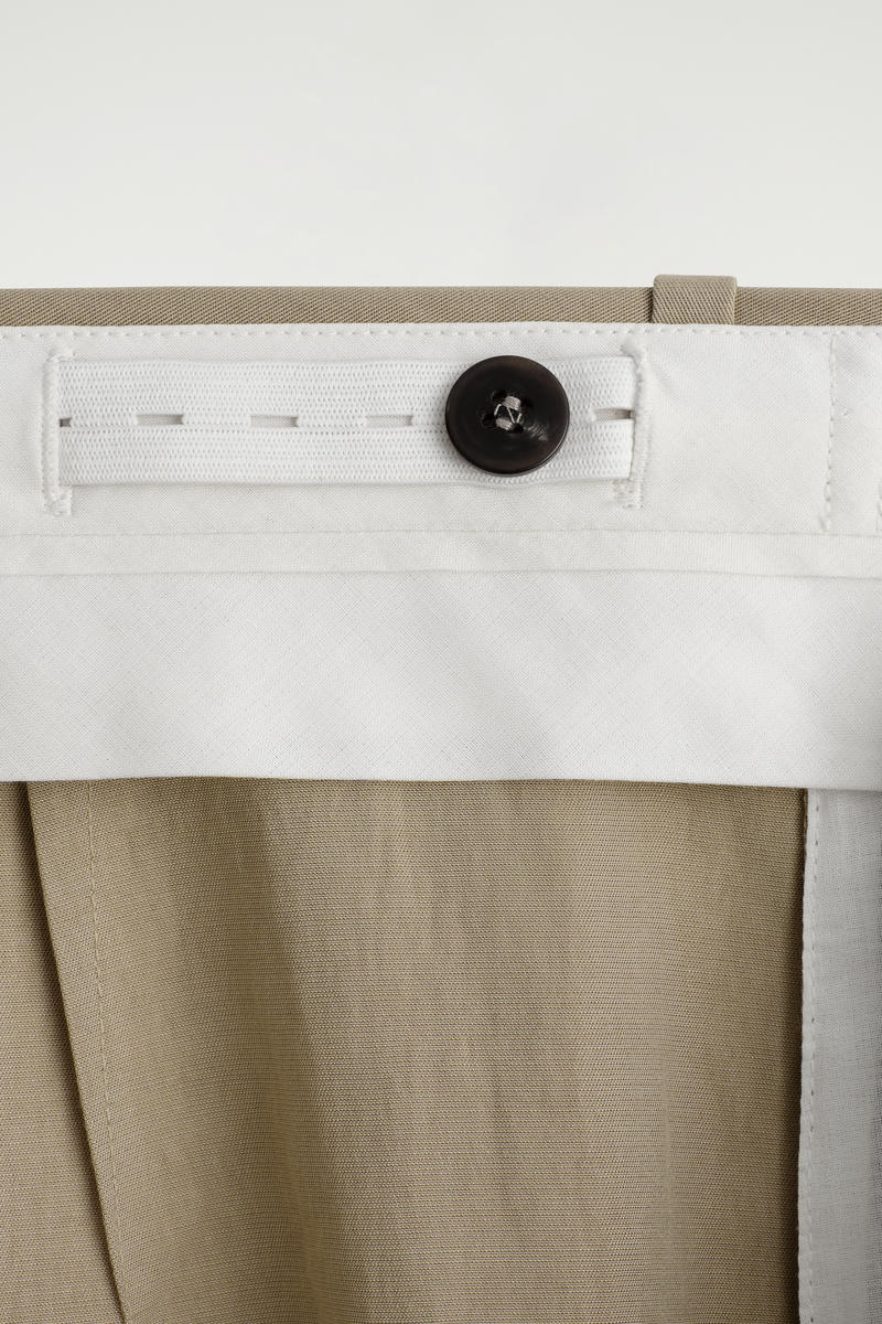 COS リラックス フルイドワイドレッグパンツ