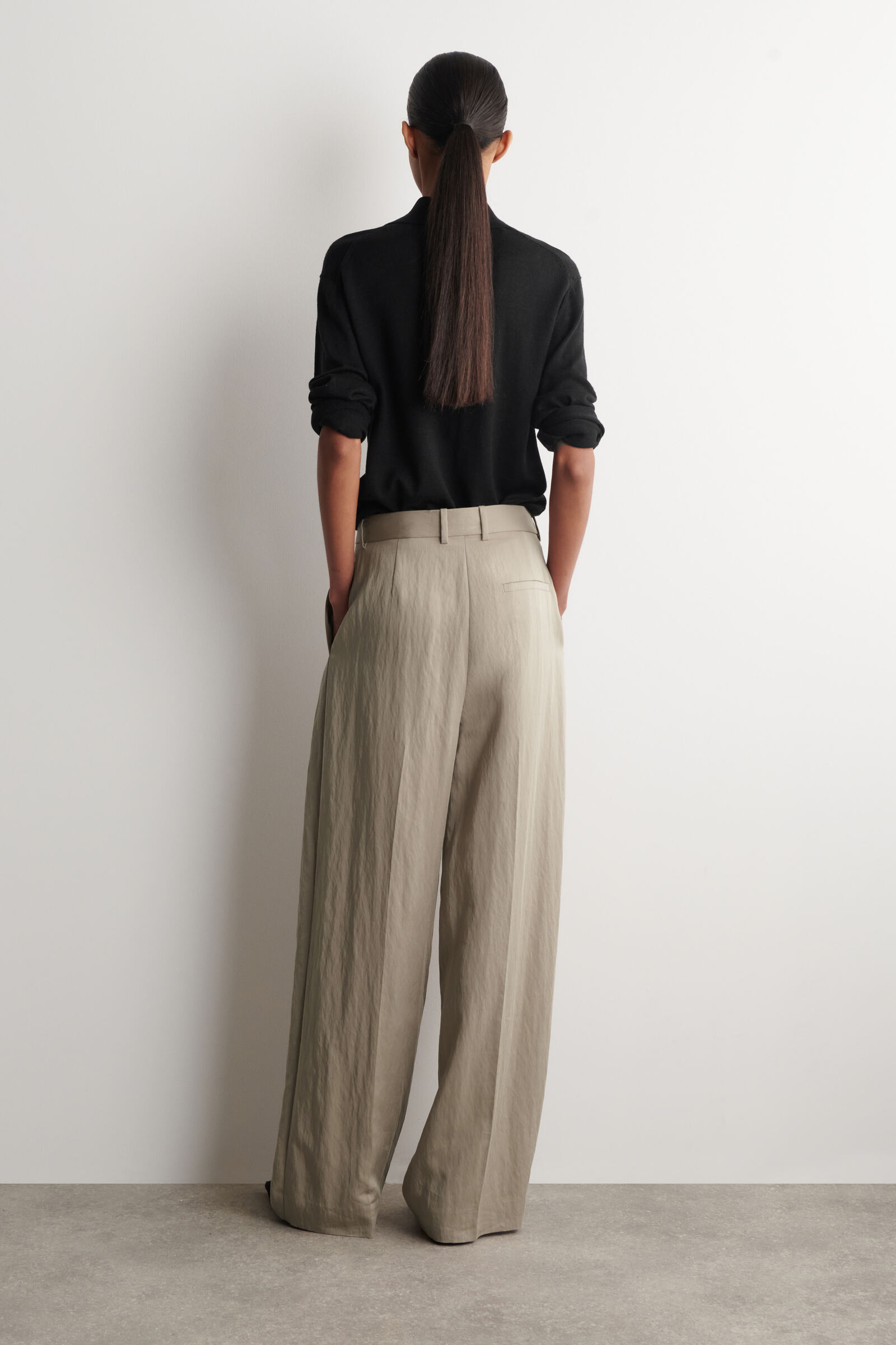 RELAXED FLUID WIDE-LEG TROUSERS リラックス フルイドワイドレッグ