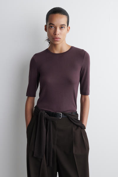 COS スリムリヨセルTシャツ