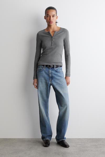 COS ロングスリーブヘンリートップ