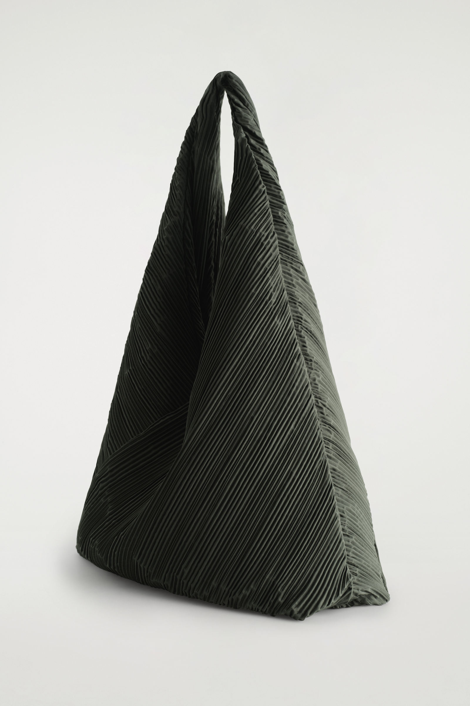 SCULPTURAL SHOULDER BAG - PLISSE 彫刻的なショルダーバッグ - PLISSE 