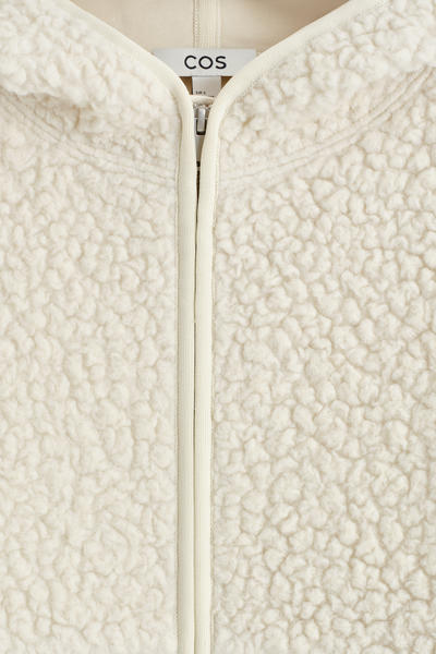 COS フード付きテディジャケット