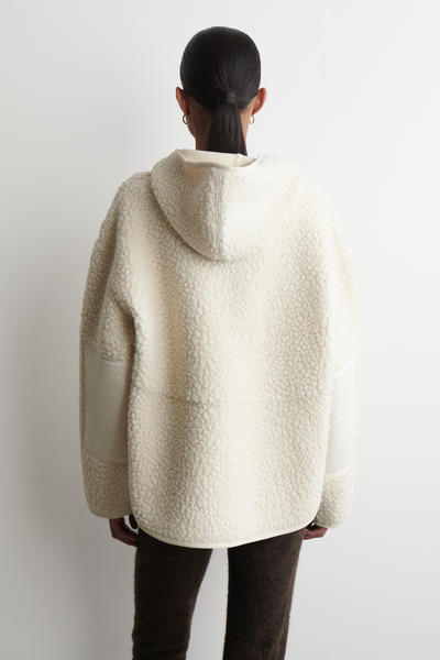 COS フード付きテディジャケット