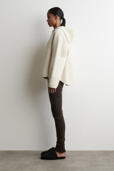 COS フード付きテディジャケット