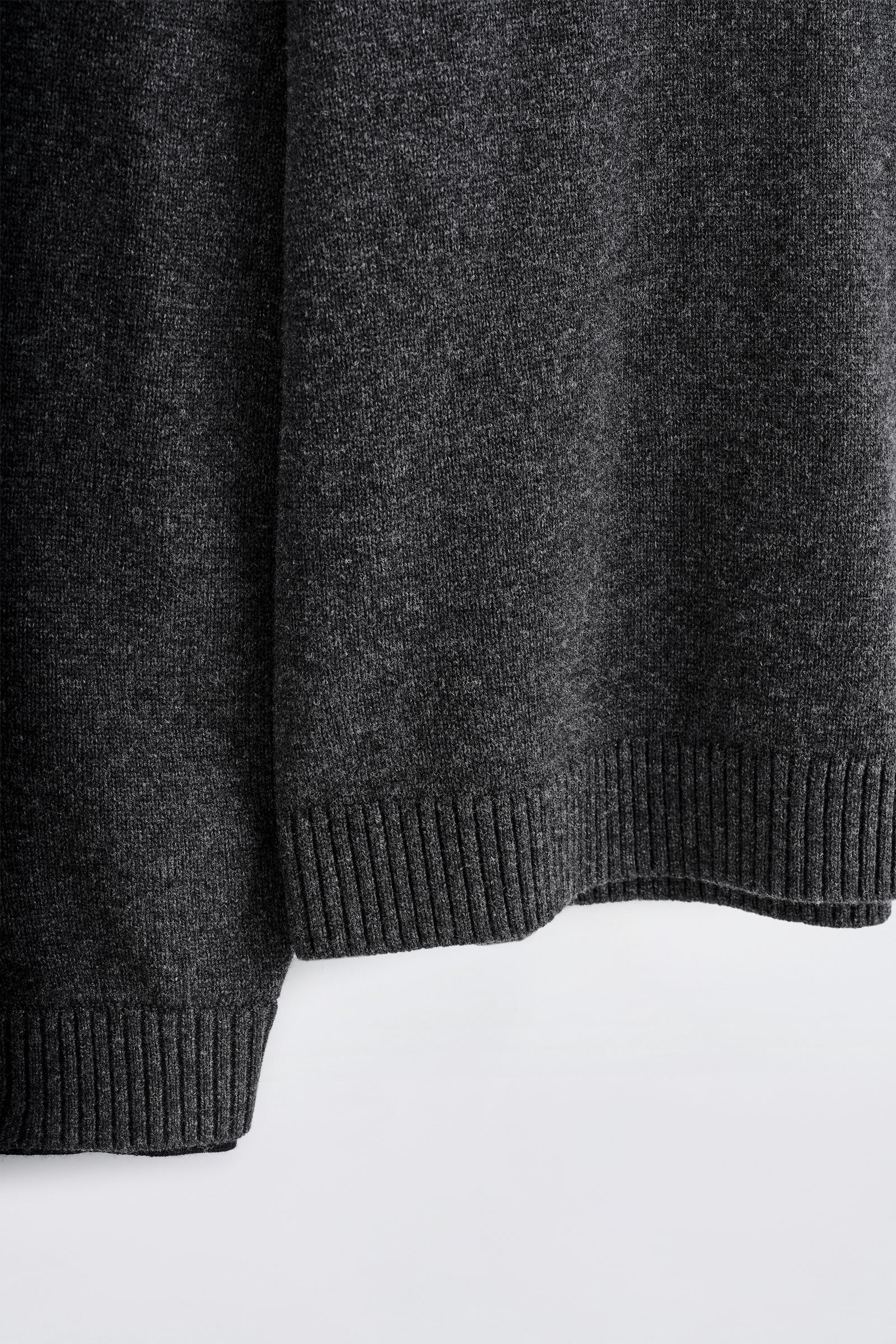 COS レイヤードメリノウールセーター ニット チャコール LAYERED MERINO WOOL JUMPER レイヤードメリノウールセーター