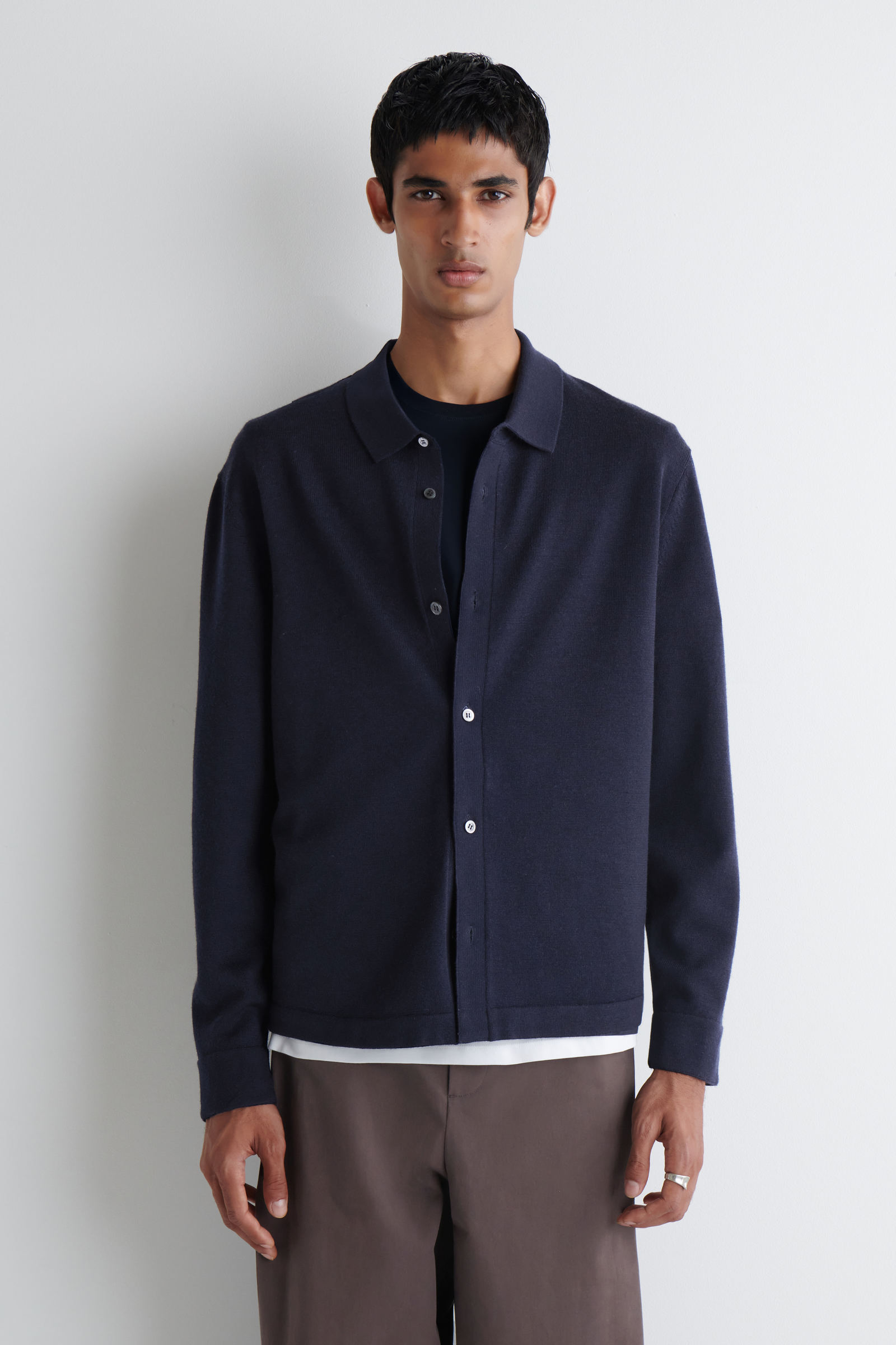 COS ミラノニットコットンシャツ MILANO-KNIT COTTON SHIRT - BLACK | COS US