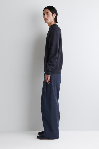 COS テクスチャードニットボンバージャケット