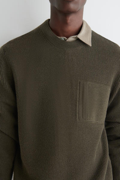 COS ポケットディテールウールクルーネックセーター