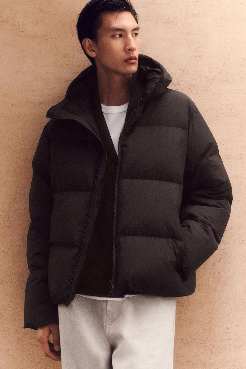 QUILTED HOODED DOWN JACKET キルティングフードダウンジャケット