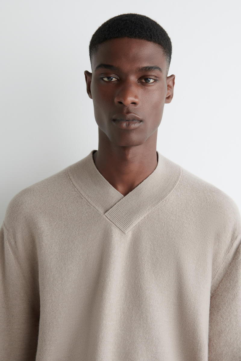 COS ストライプボイルドメリノウールセーター