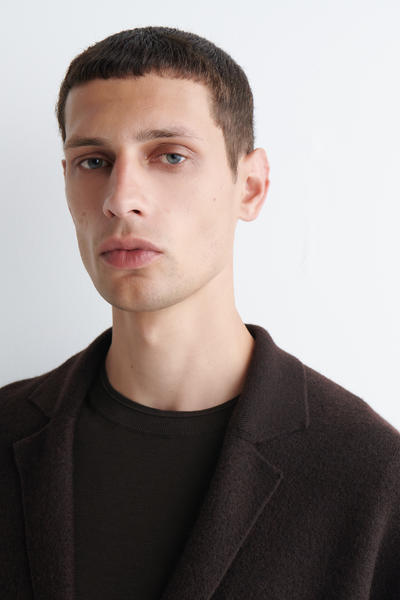 COS ボイルドメリノウールブレザー