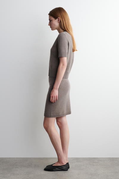 COS メリノウール 半袖カーディガン