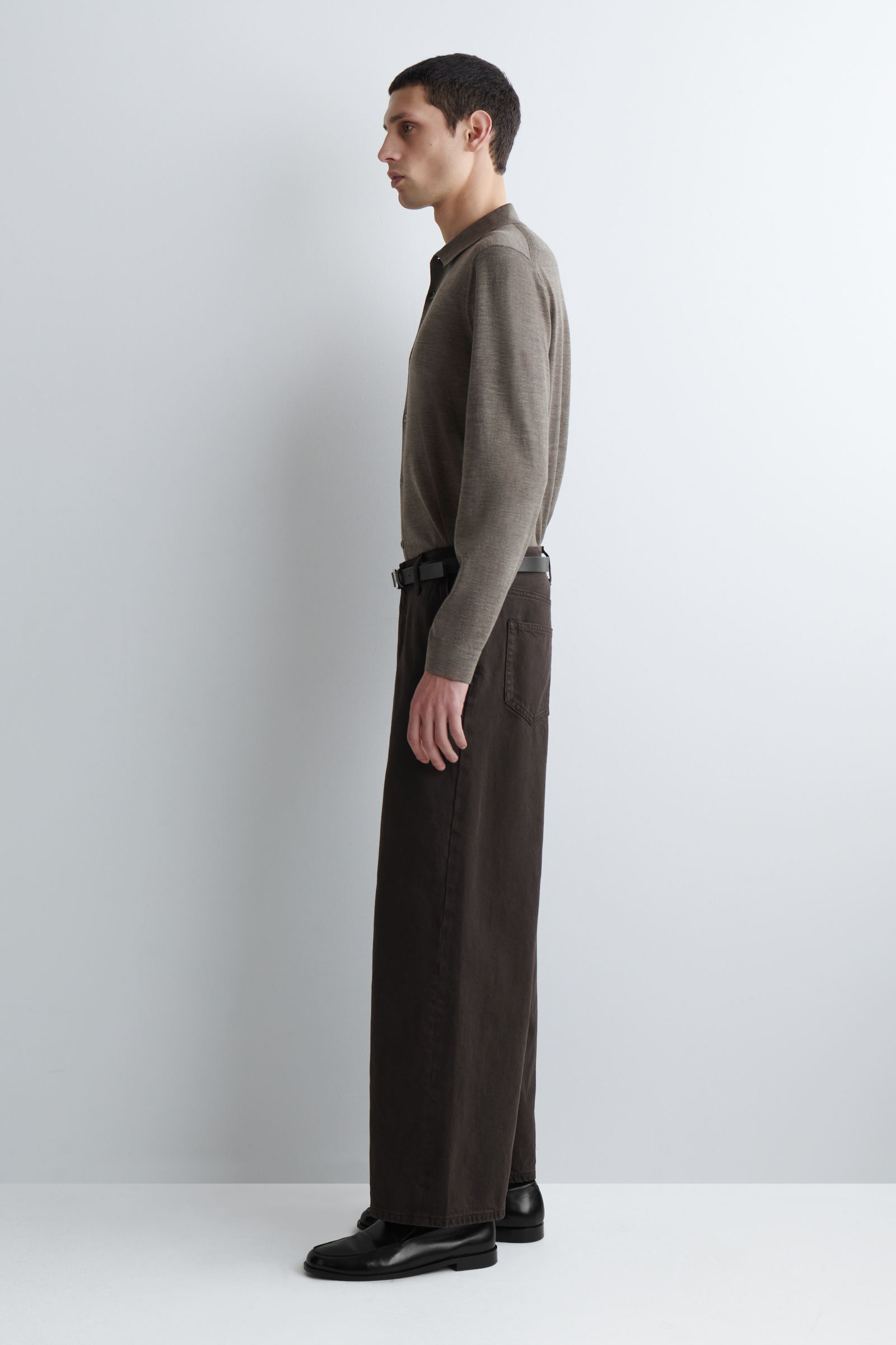 WIDE-LEG DENIM TROUSERS ワイドレッグデニムパンツ ダークブラウン