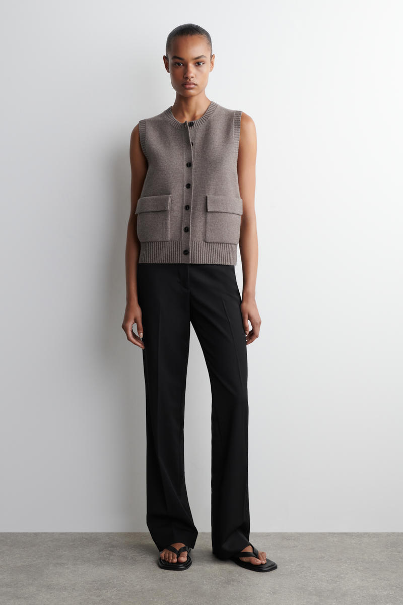 アップル　美品　COS  コス　ウールリバーベスト　34 MERINO WOOL BUTTONED VEST メリノウール ボタンベスト ブラウン｜COS