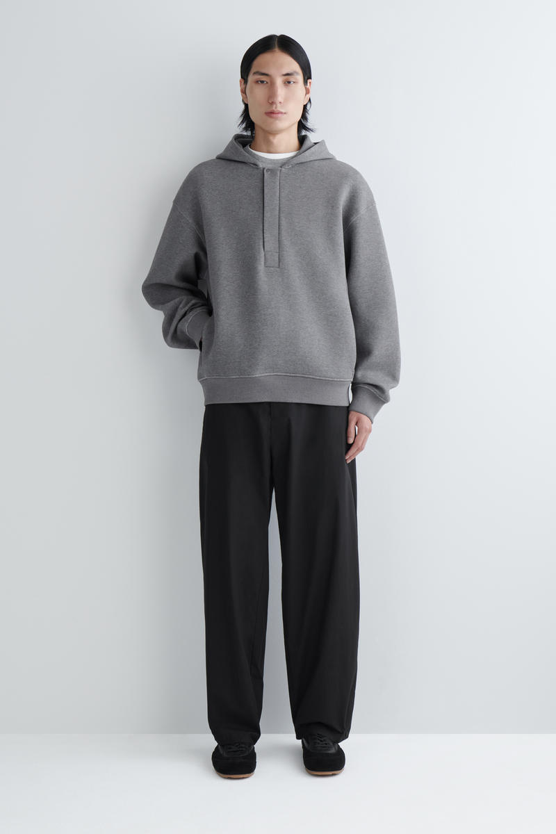 COS スキューバヘンリーフーディー