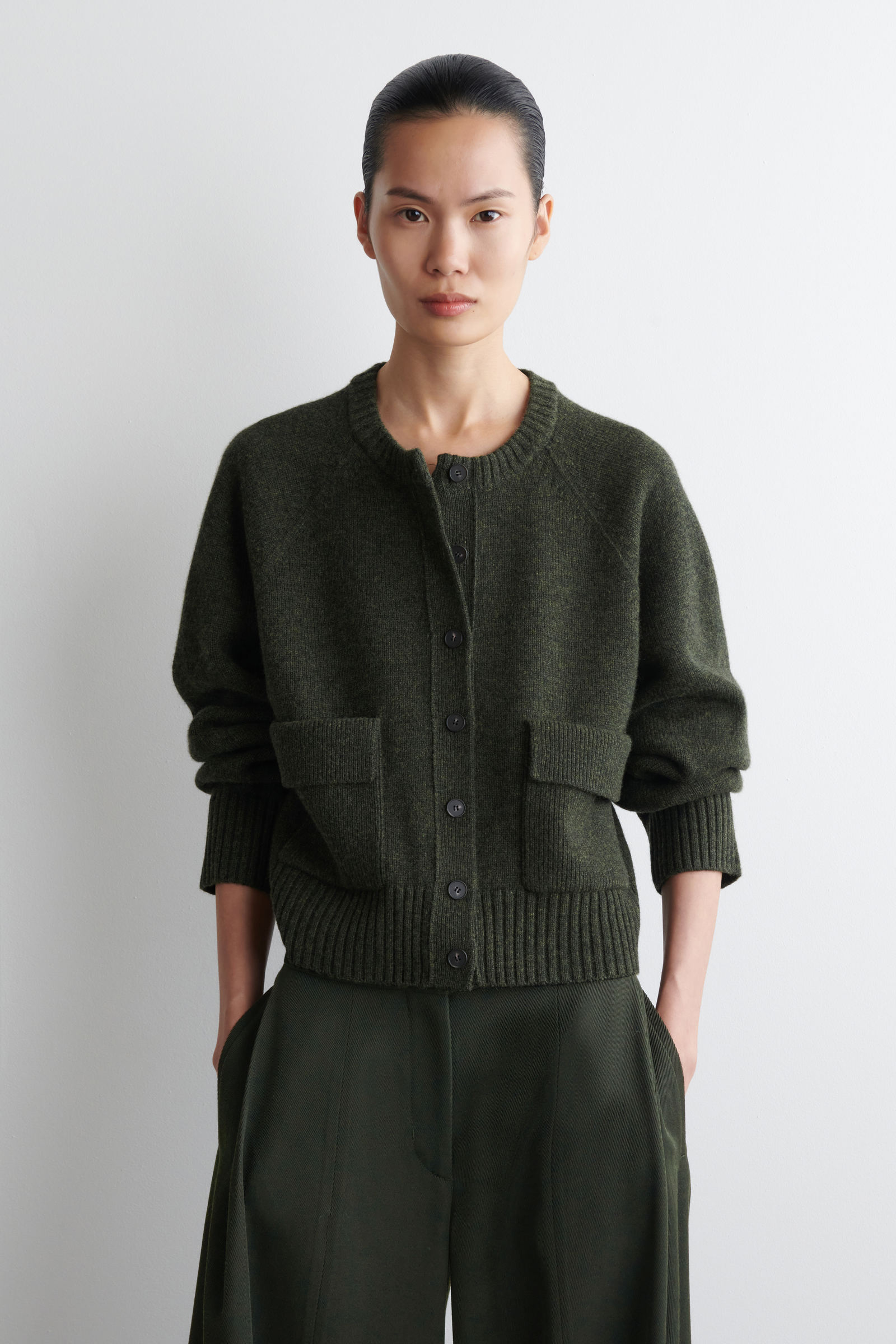 COS ウールボンバージャケット ランチジャケット ノーカラー KNITTED MERINO WOOL BOMBER JACKET ニットメリノウールボンバー
