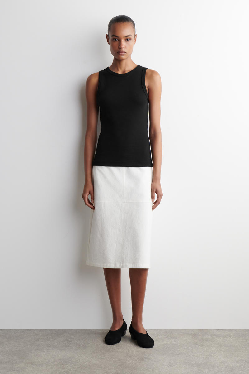 COS スエードヒールのバレリーナ